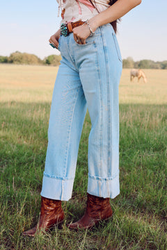 The Fiona Jeans in Light Wash